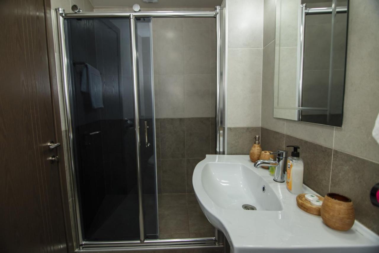 Rezal Plaza Batumi Apartment Exterior photo