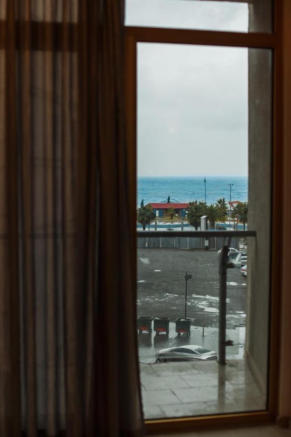 Rezal Plaza Batumi Apartment Exterior photo